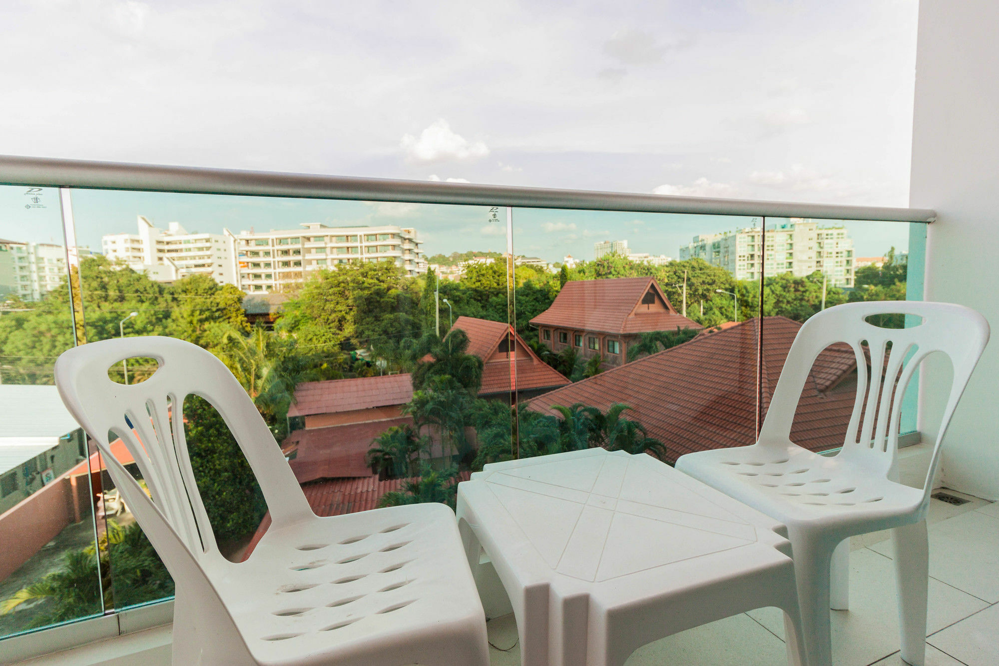 Laguna Bay 1 By Pattaya Sunny Rentals Exterior photo